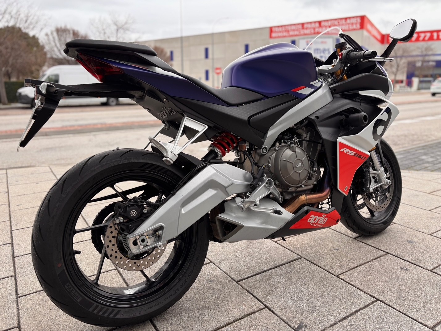 APRILIA RS 660 AÑO 2024 CON 8.627 KM.