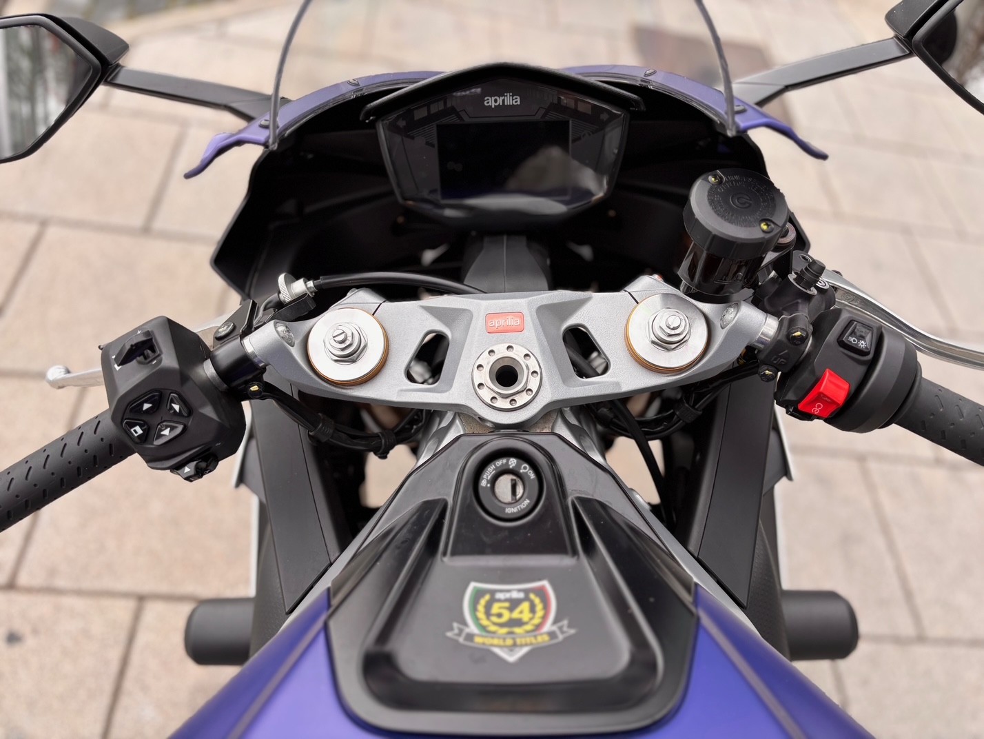 APRILIA RS 660 AÑO 2024 CON 8.627 KM.