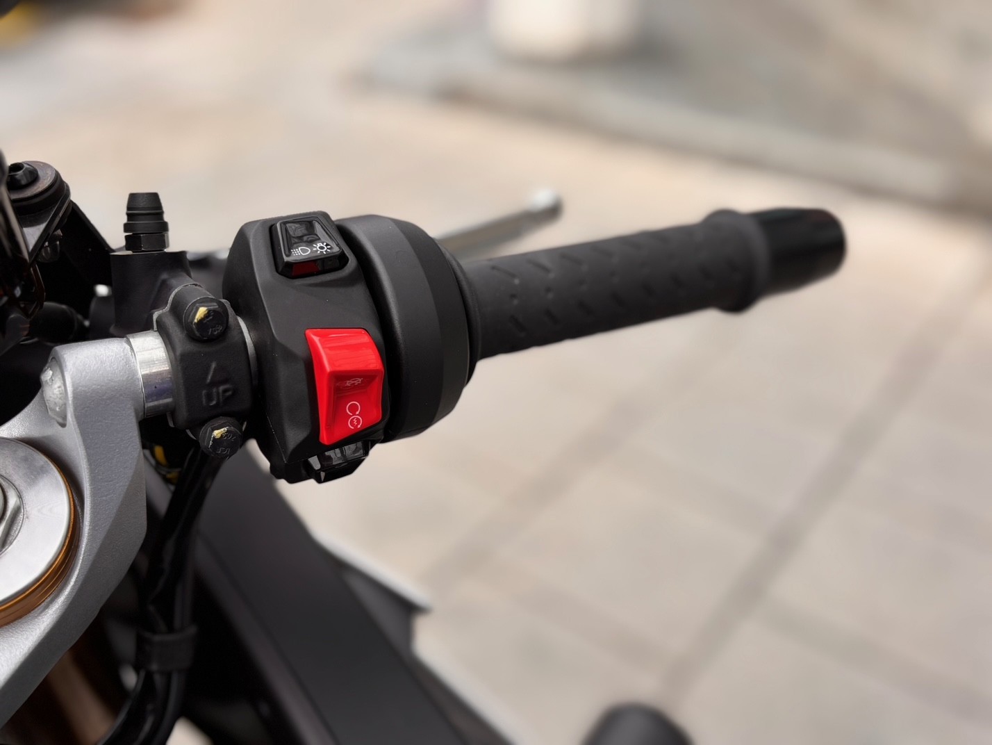 APRILIA RS 660 AÑO 2024 CON 8.627 KM.