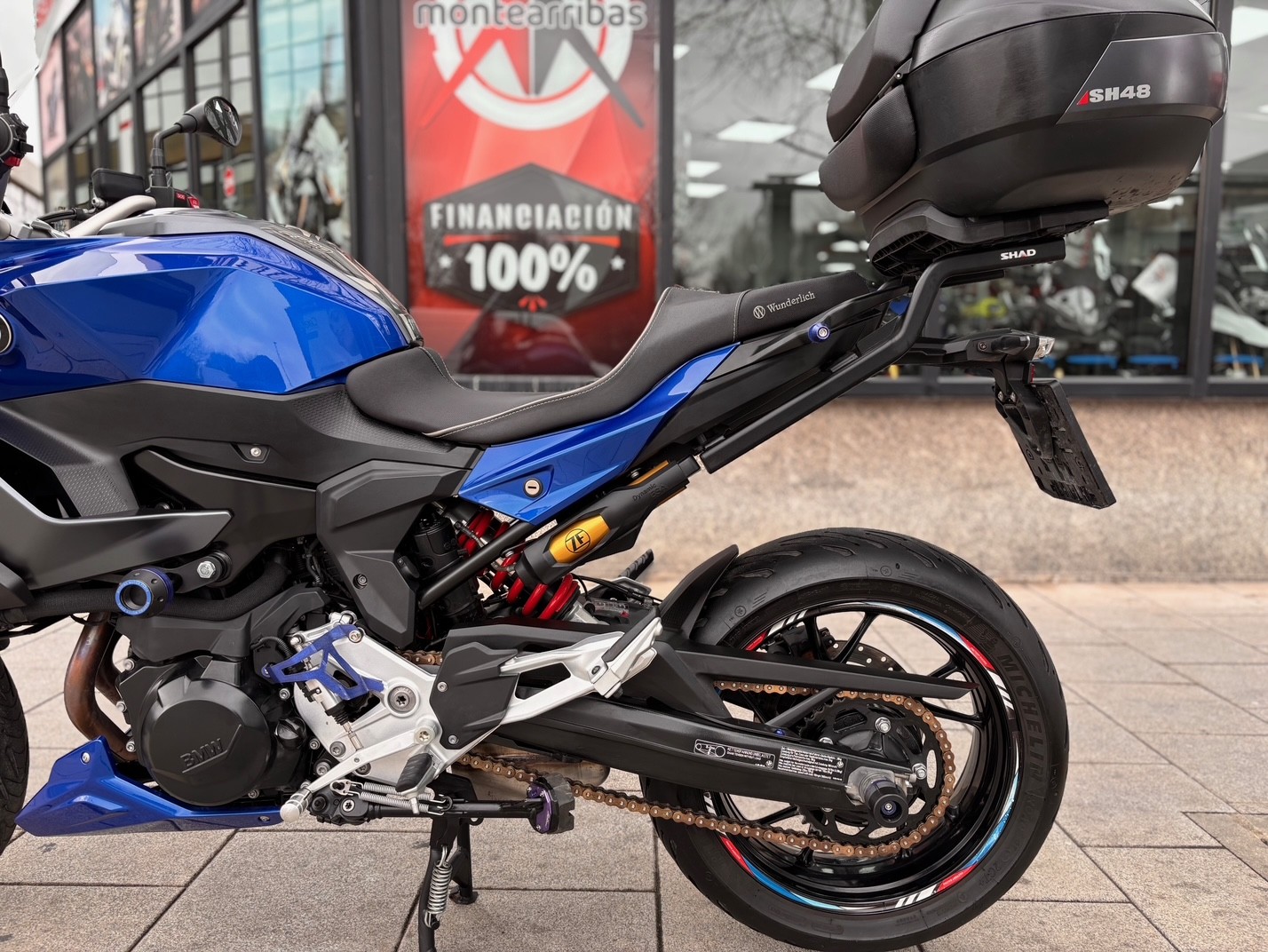 BMW F 900 XR AÑO 2022 CON 9.010 KM.