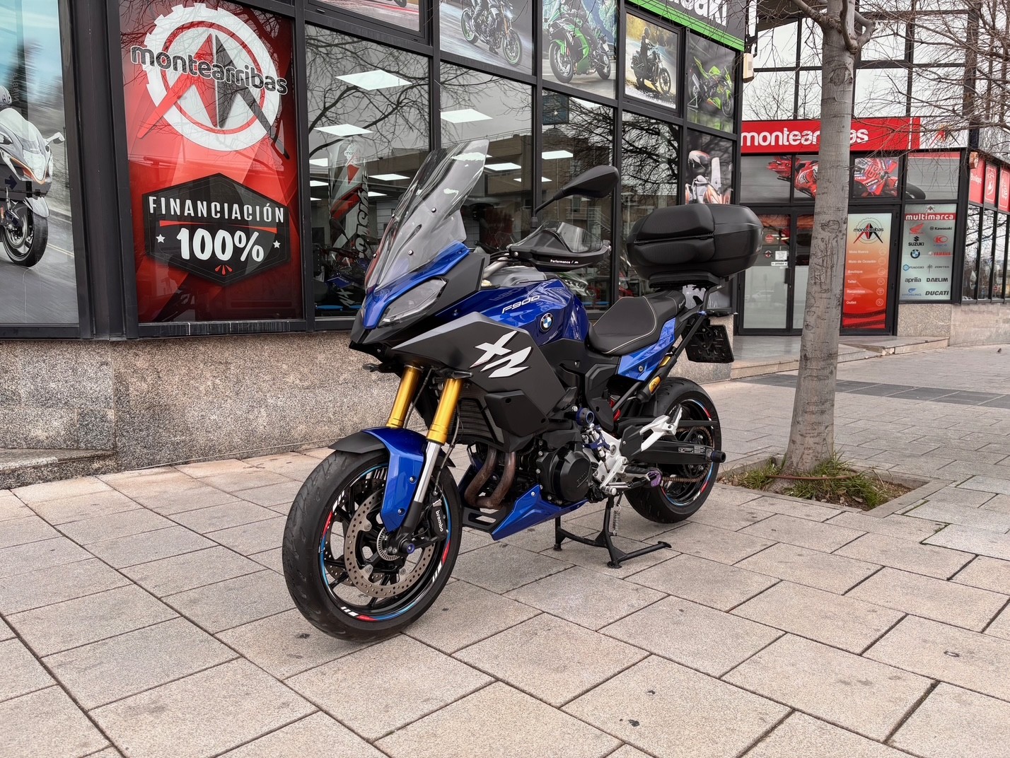 BMW F 900 XR AÑO 2022 CON 9.010 KM.