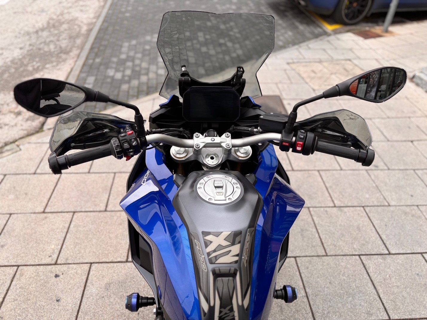 BMW F 900 XR AÑO 2022 CON 9.010 KM.