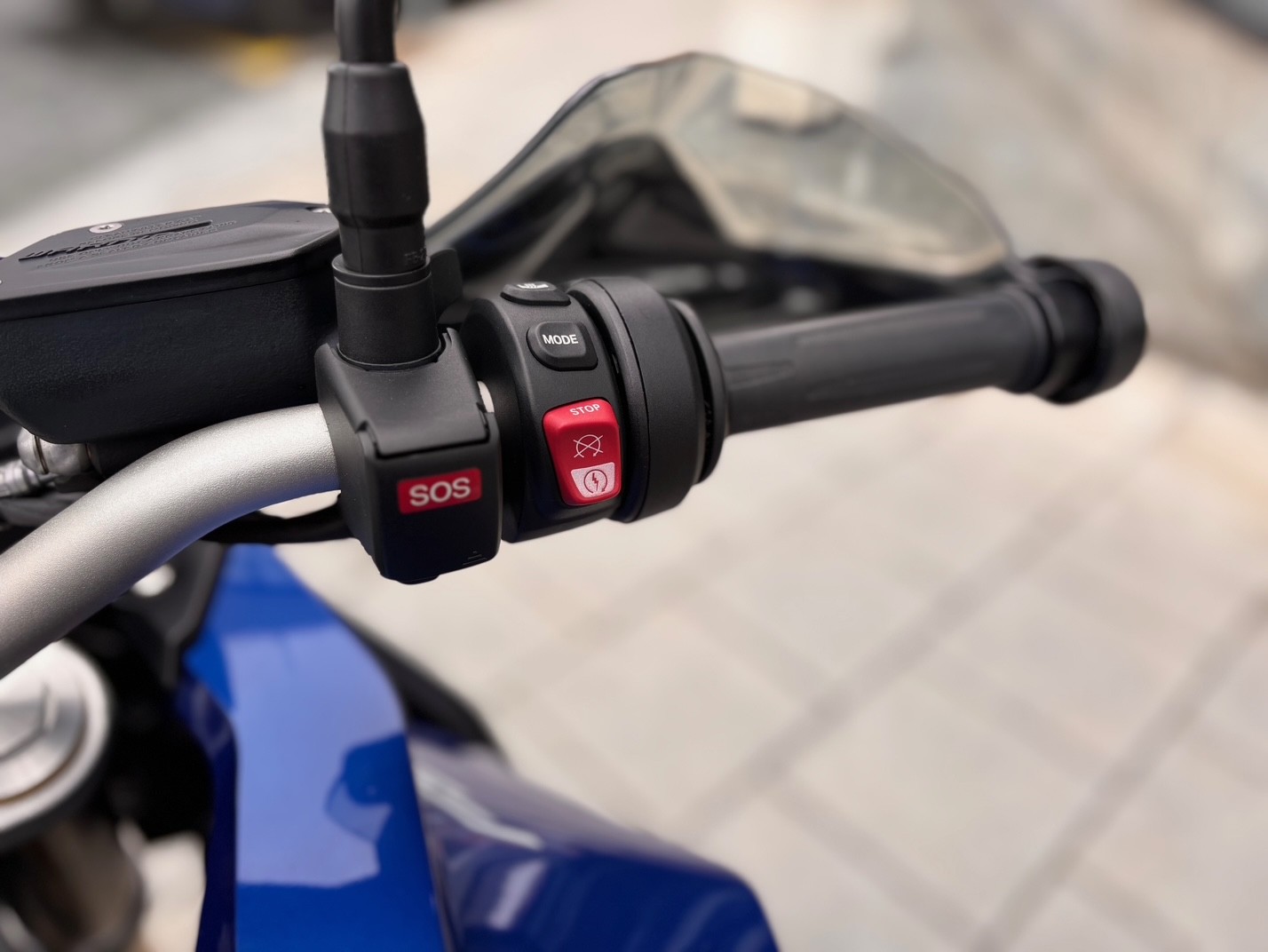 BMW F 900 XR AÑO 2022 CON 9.010 KM.