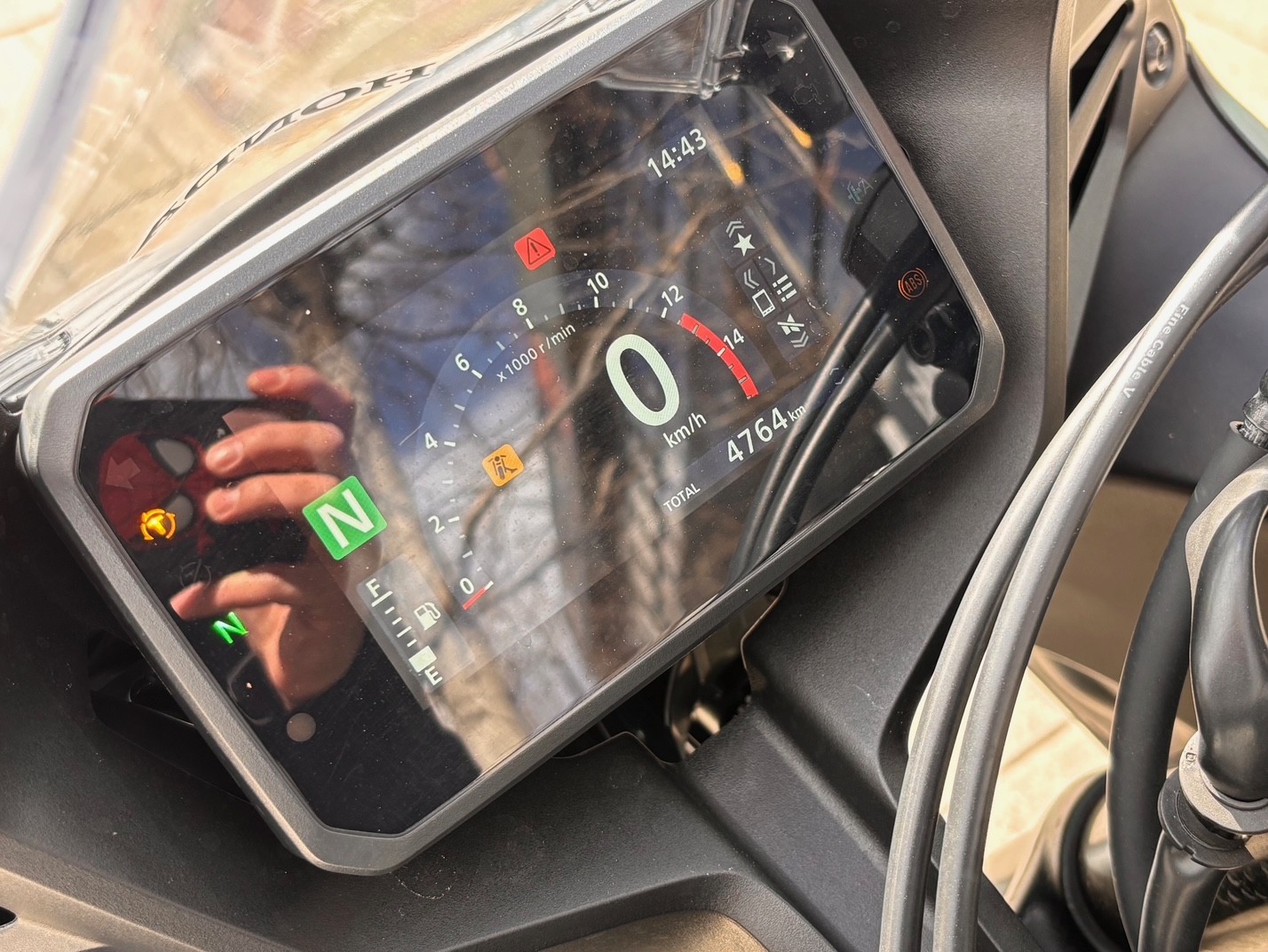 HONDA CBR 650 R AÑO 2024 CON 4.763 KM.