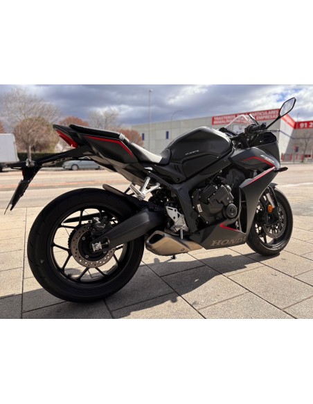 HONDA CBR 650 R AÑO 2024 CON 4.763 KM.