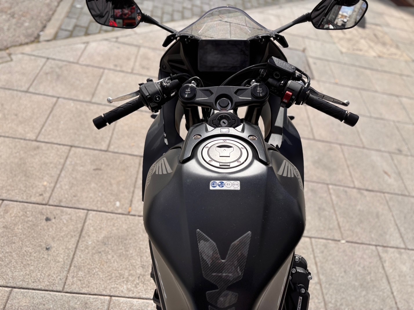 HONDA CBR 650 R AÑO 2024 CON 4.763 KM.