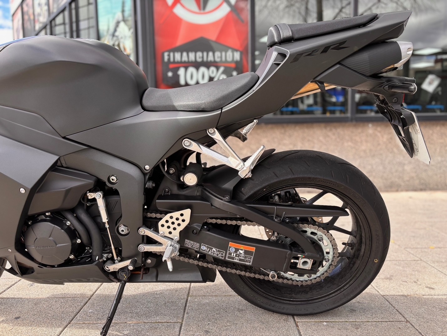 HONDA CBR 600 RR AÑO 2025 CON 2.630 KM.