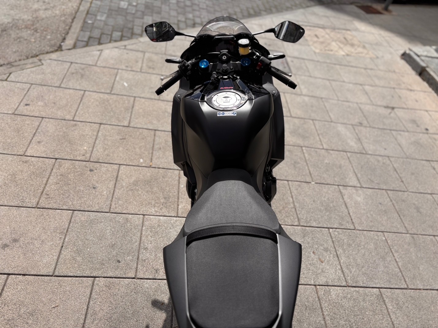 HONDA CBR 600 RR AÑO 2025 CON 2.630 KM.