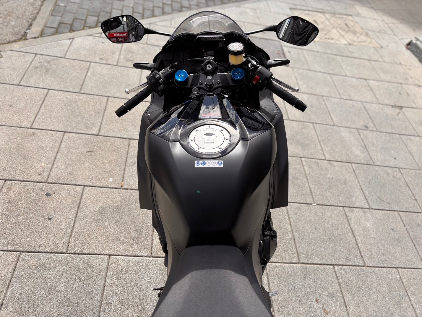 HONDA CBR 600 RR AÑO 2025 CON 2.630 KM.