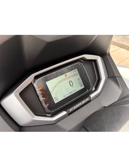 HONDA FORZA 350 AÑO 2025 CON 675 KM.