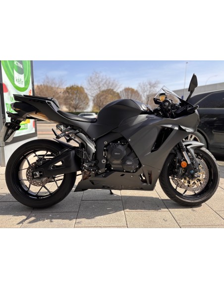 HONDA CBR 600 RR AÑO 2024 CON 11.823 KM.