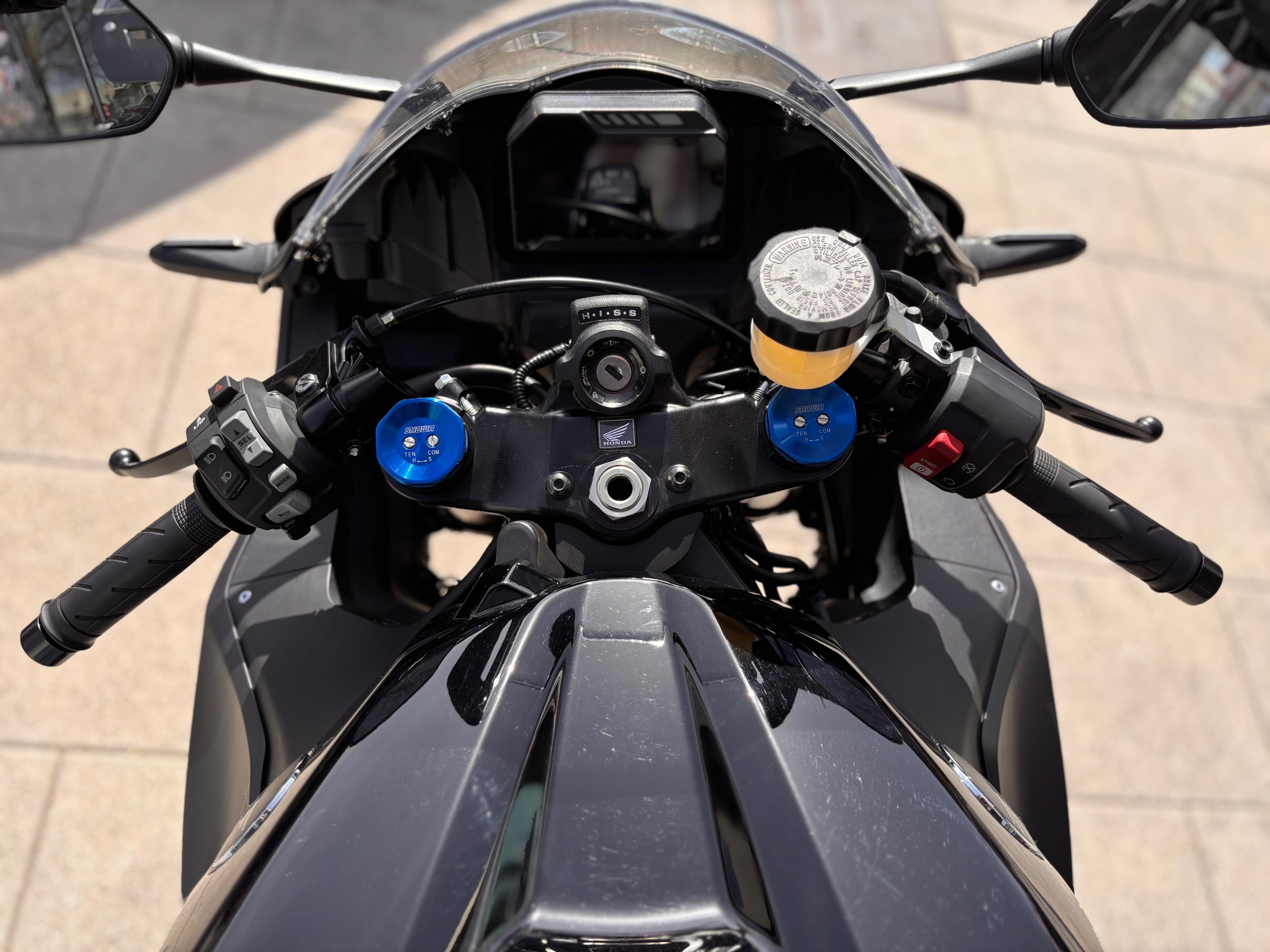 HONDA CBR 600 RR AÑO 2024 CON 11.823 KM.