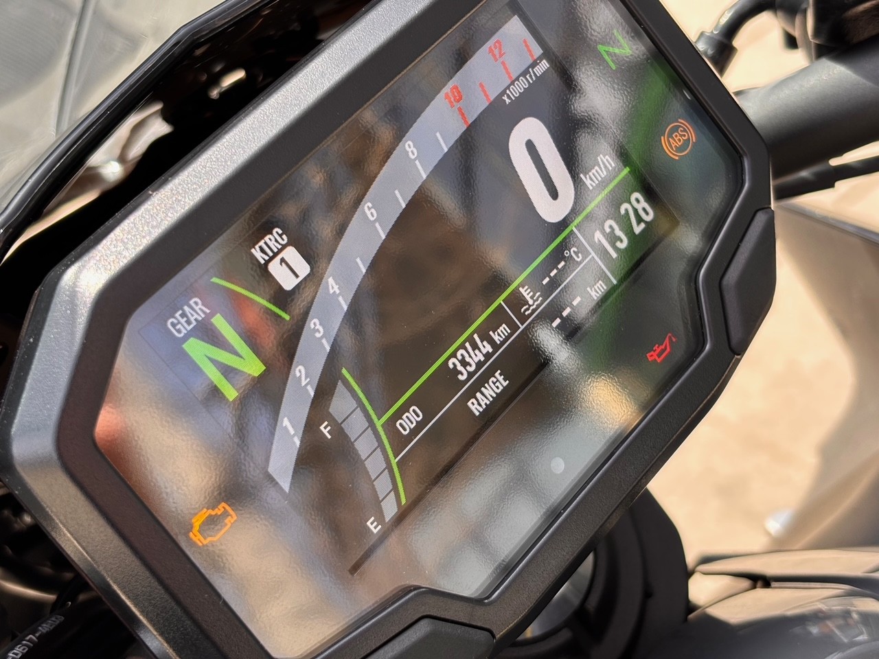 KAWASAKI Z 650 AÑO 2024 CON 3.341 KM.