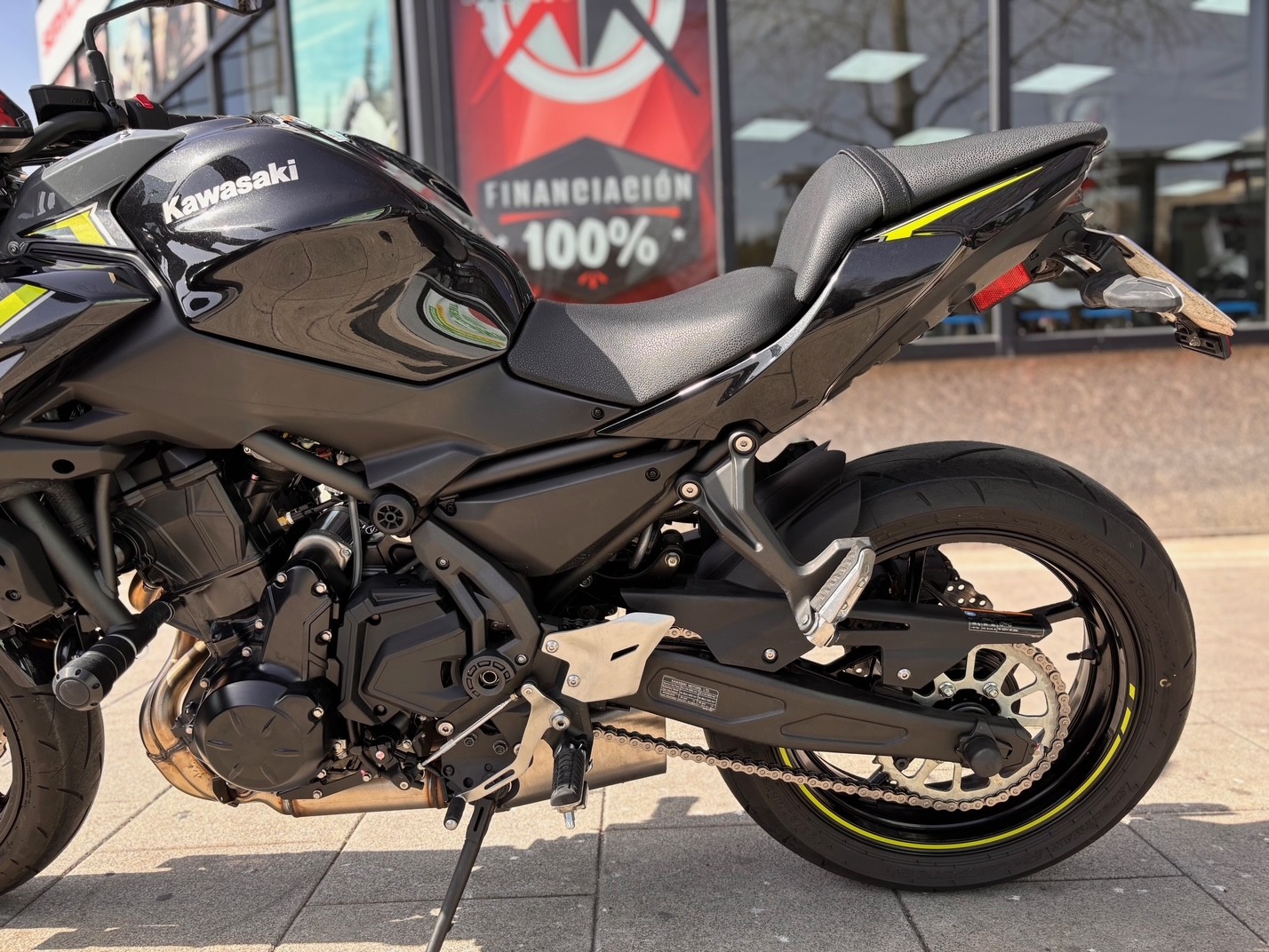 KAWASAKI Z 650 AÑO 2024 CON 3.341 KM.