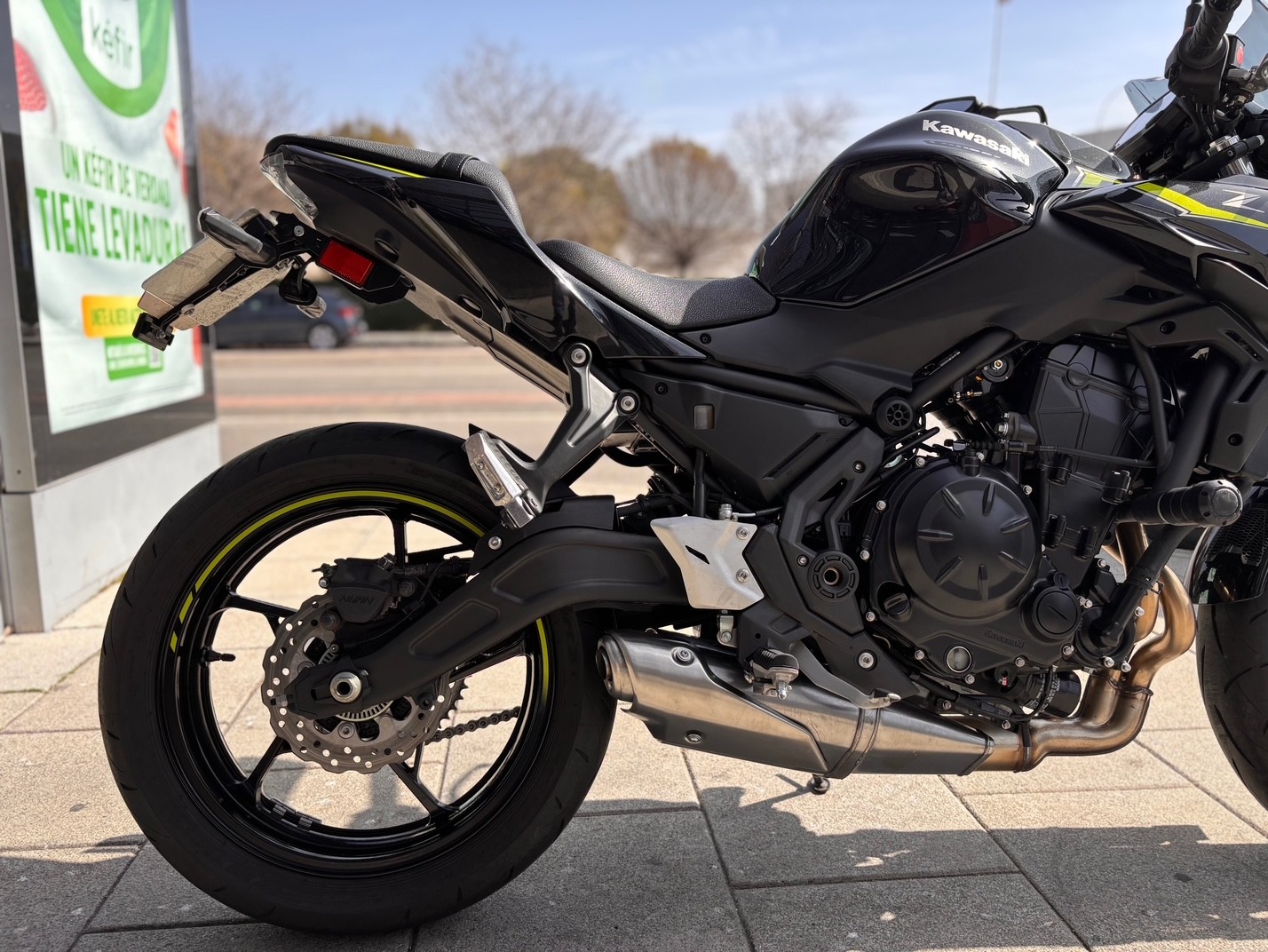 KAWASAKI Z 650 AÑO 2024 CON 3.341 KM.