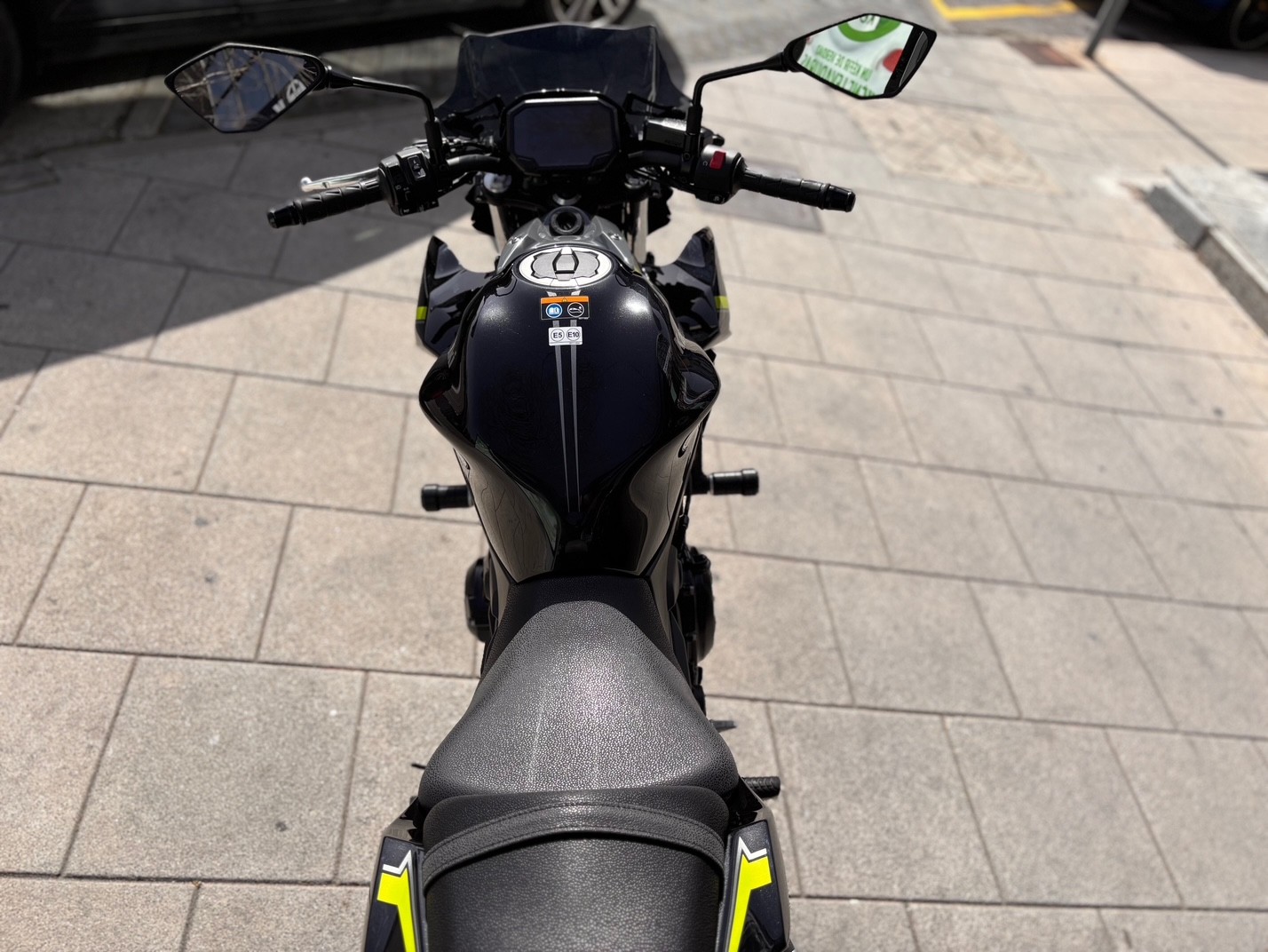 KAWASAKI Z 650 AÑO 2024 CON 3.341 KM.