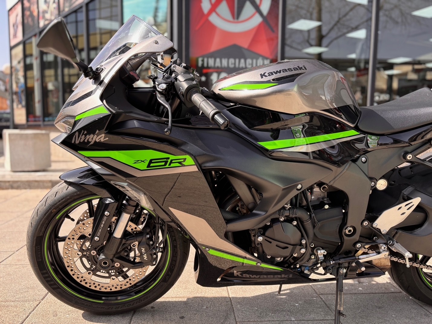 KAWASAKI NINJA ZX-6R AÑO 2024 CON...