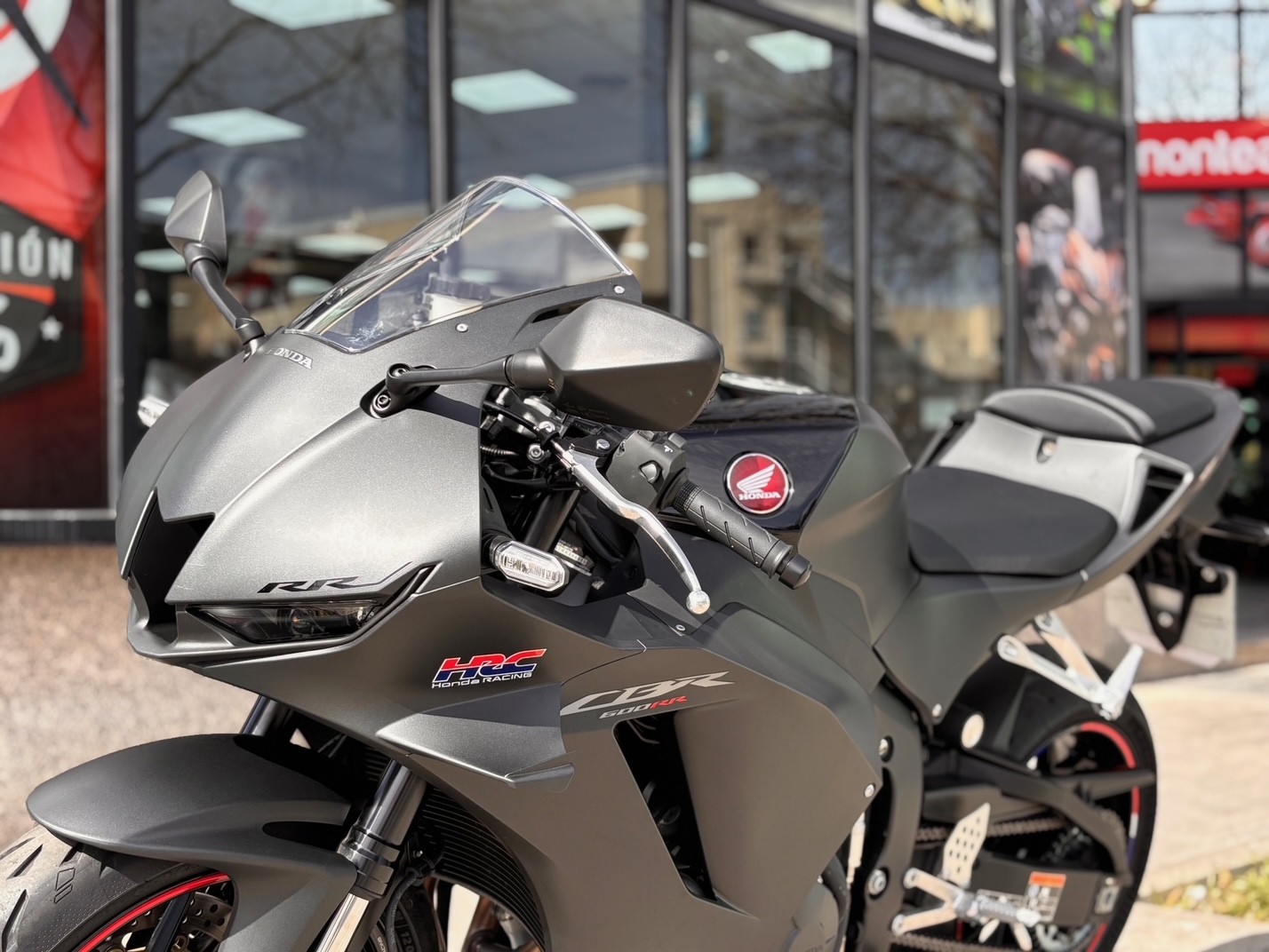 HONDA CBR 600 RR AÑO 2025 CON 962 KM.