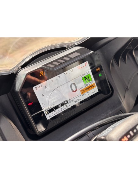 HONDA CBR 600 RR AÑO 2025 CON 962 KM.