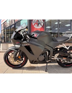 HONDA CBR 600 RR AÑO 2025 CON 962 KM. 2