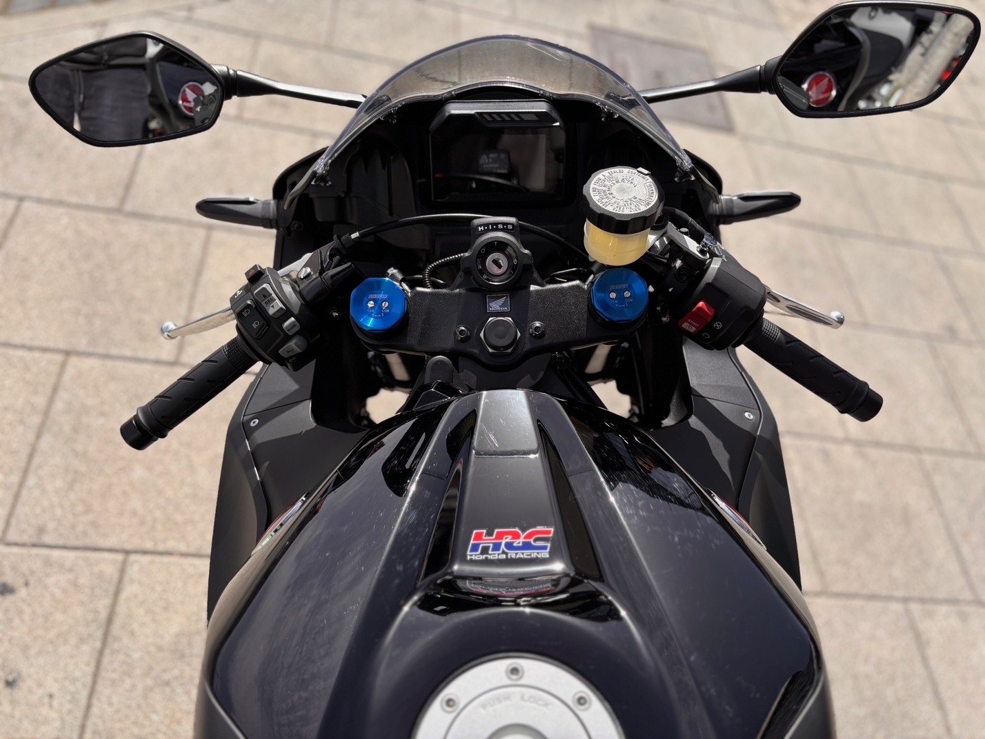 HONDA CBR 600 RR AÑO 2025 CON 962 KM.