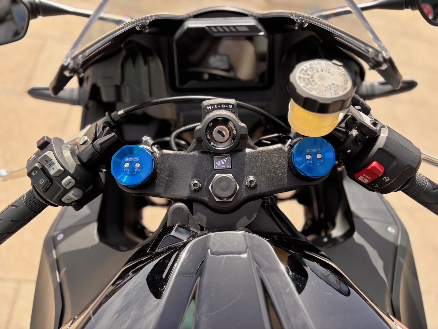 HONDA CBR 600 RR AÑO 2025 CON 962 KM.