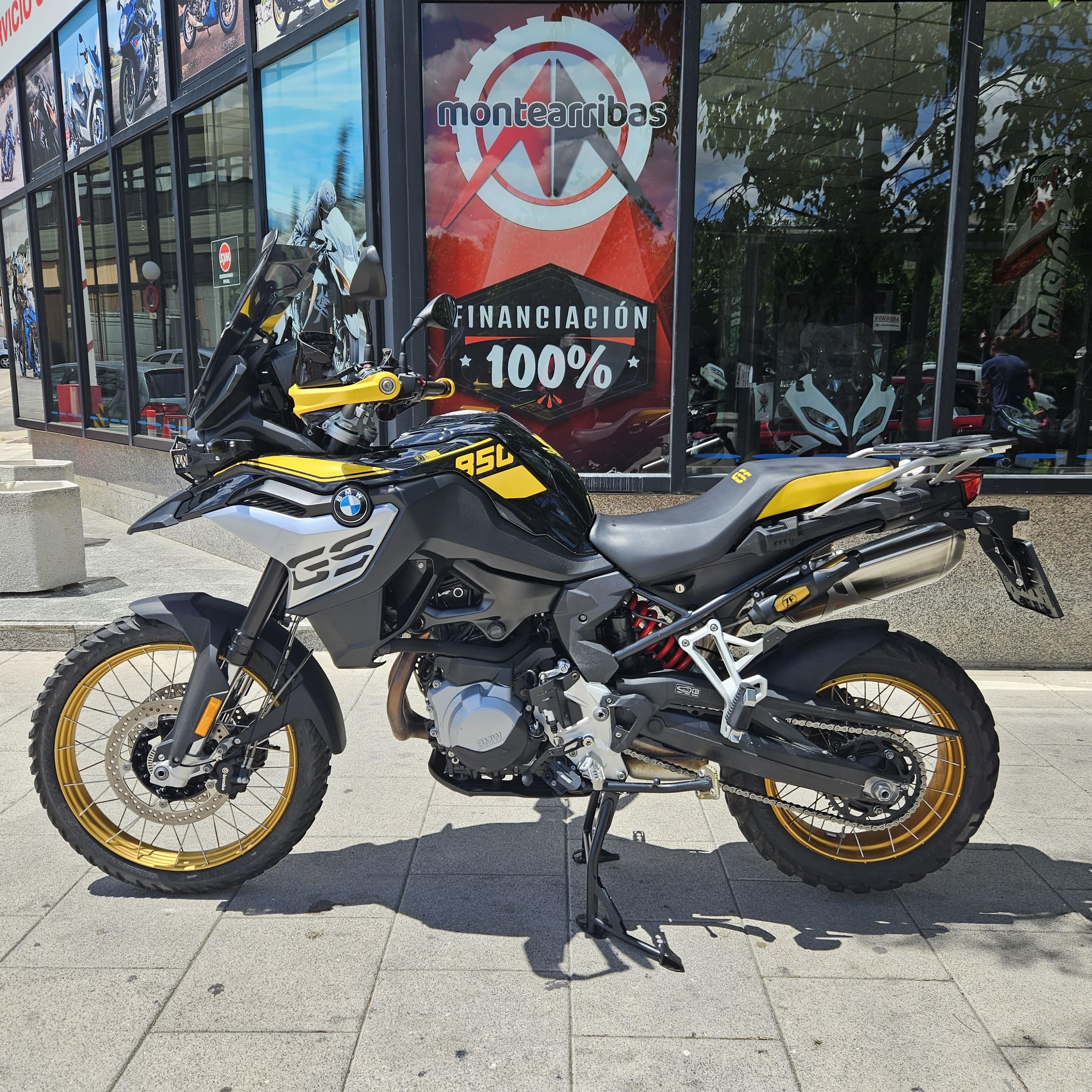 BMW F 850 GS AÑO 2021 CON 5.472 KM.