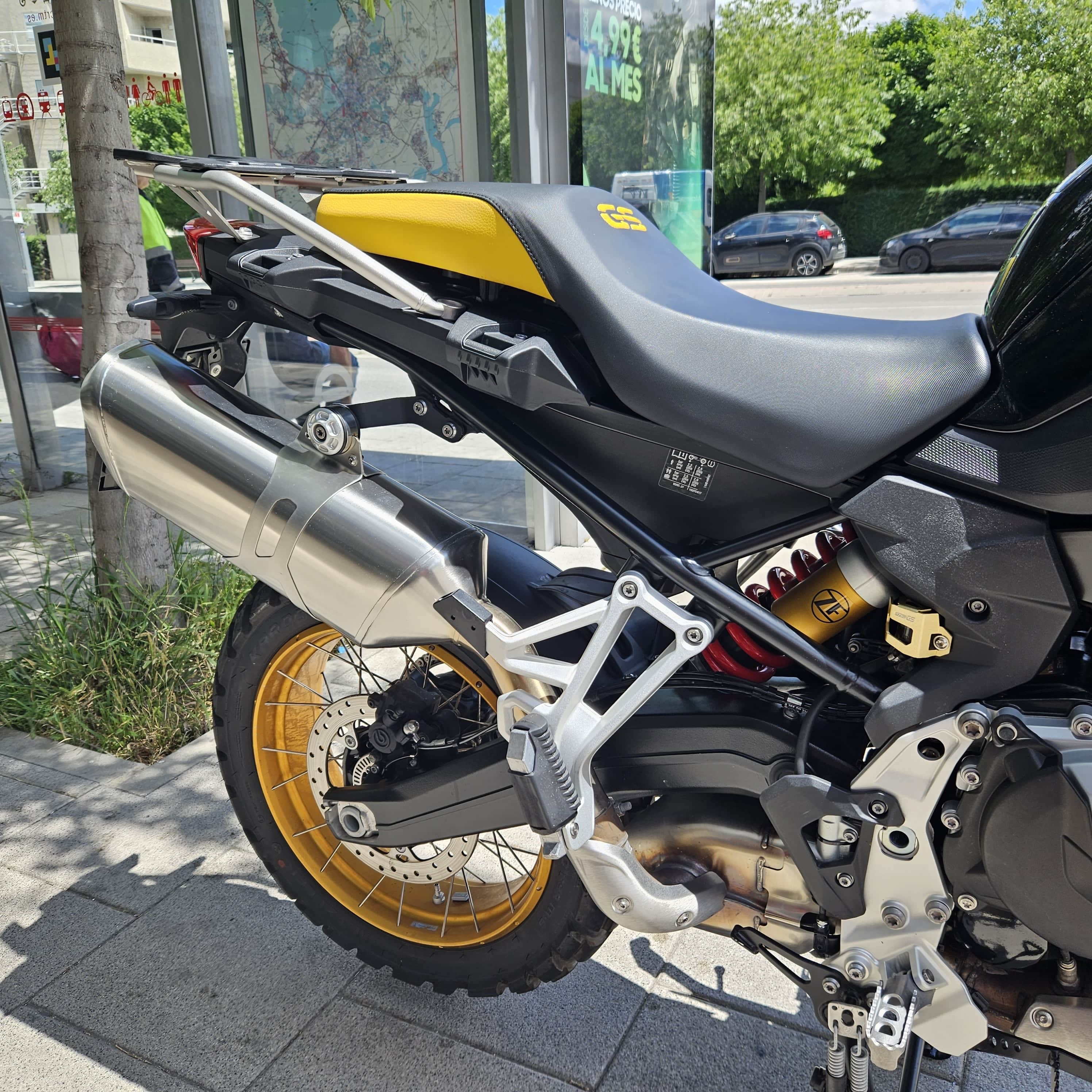 BMW F 850 GS AÑO 2021 CON 5.472 KM.