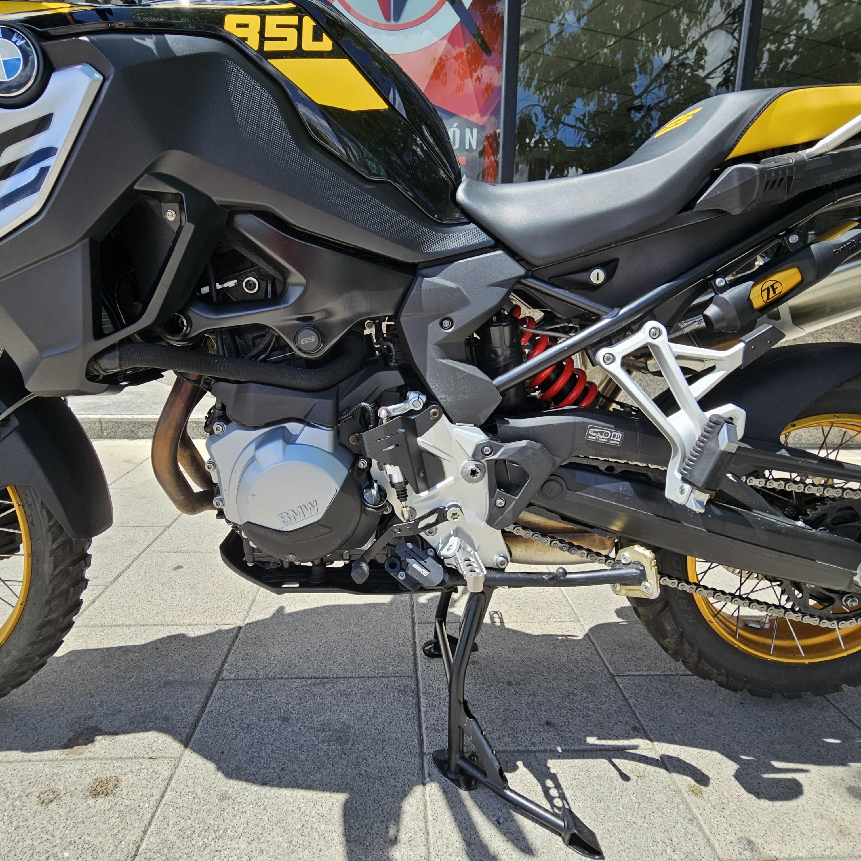 BMW F 850 GS AÑO 2021 CON 5.472 KM.