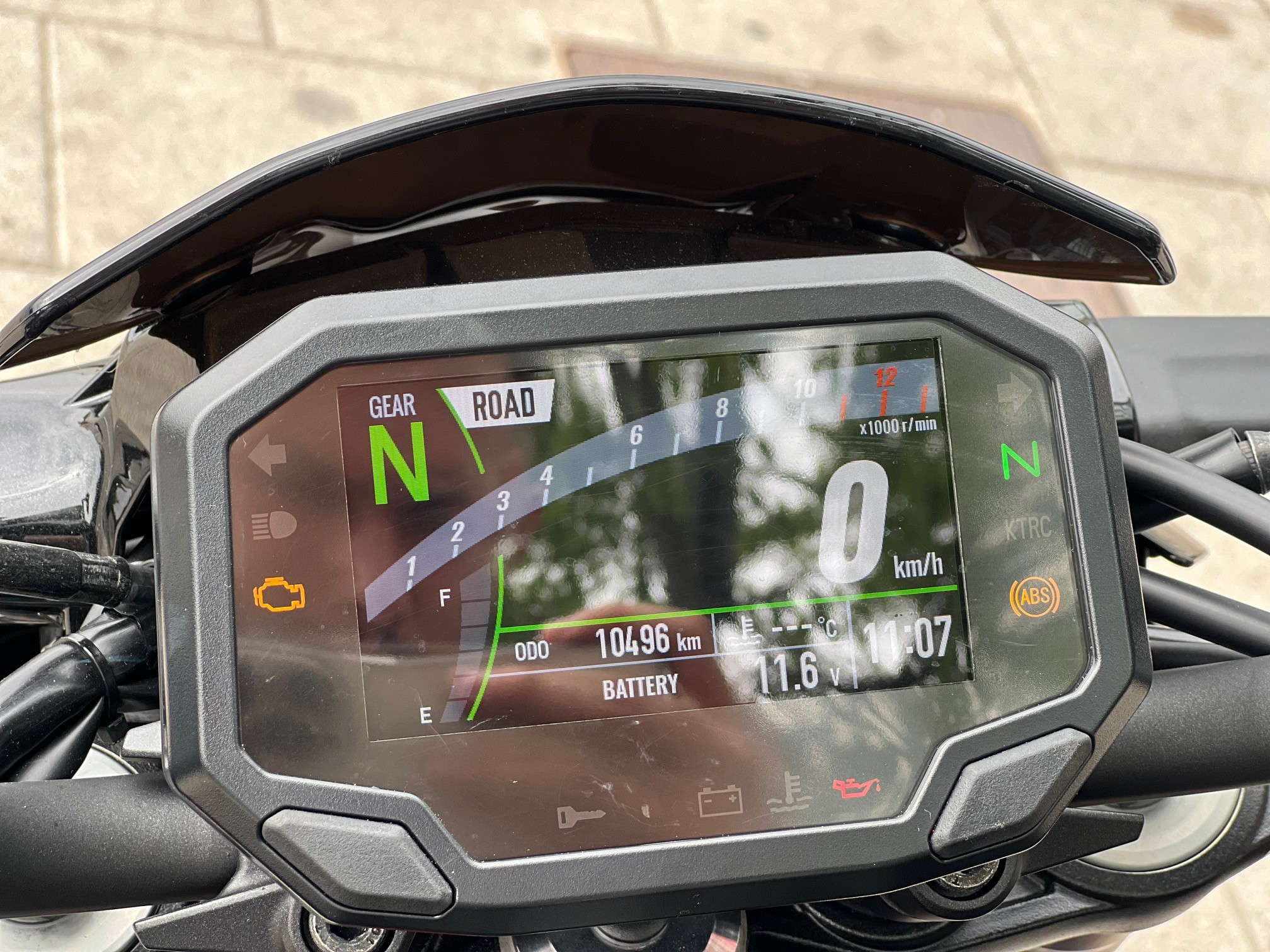 KAWASAKI Z 900 AÑO 2021 CON 10.495 KM.