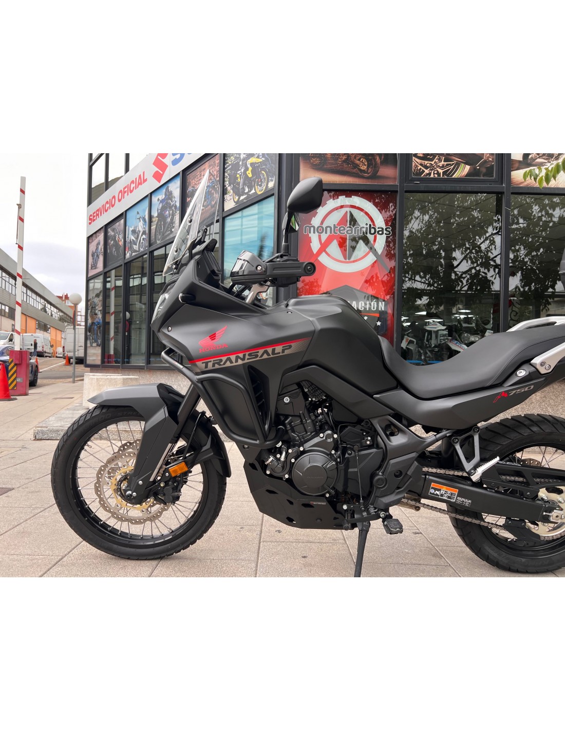 HONDA XL 750 TRANSALP AÑO 2023 CON 9.032 KM.