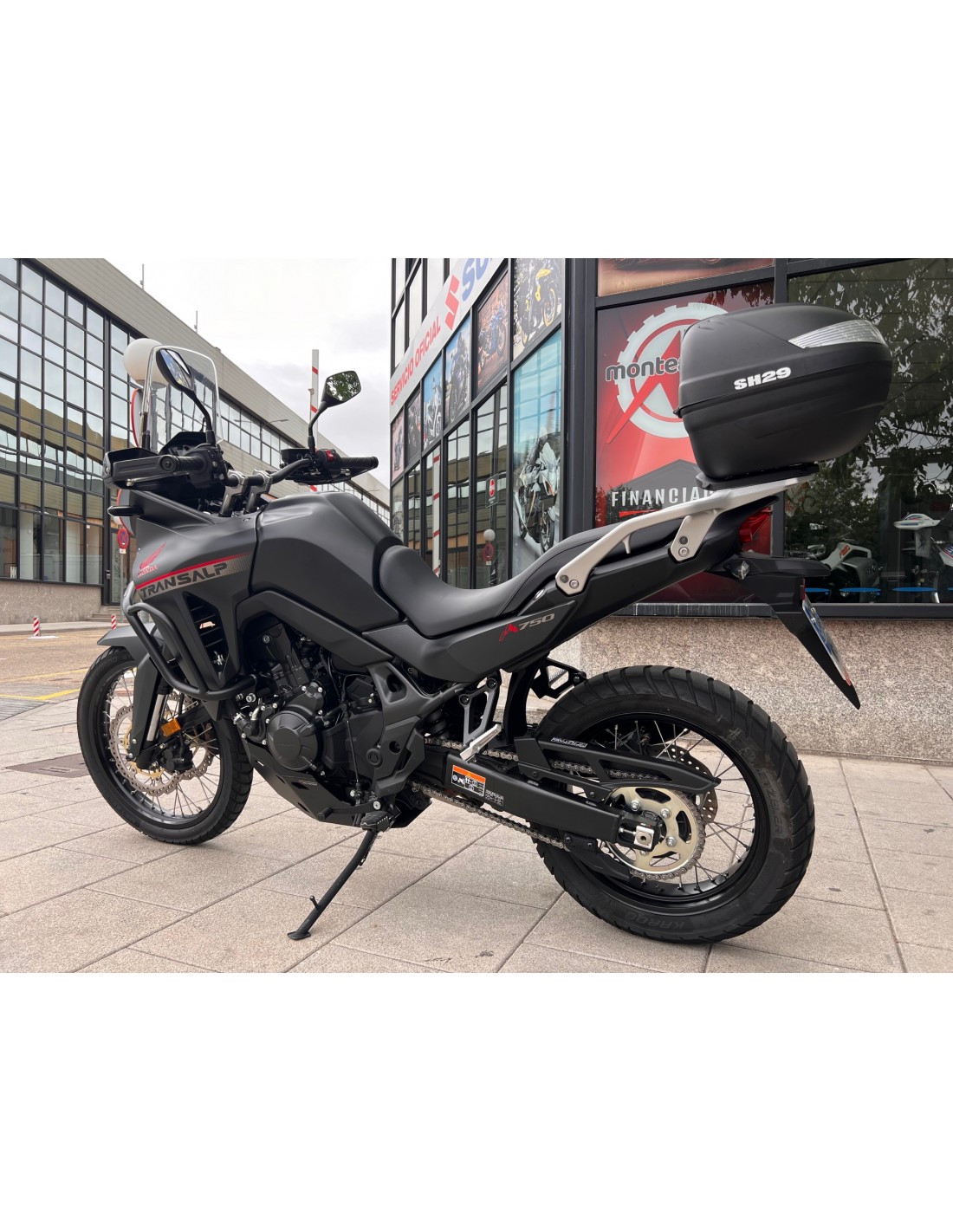 HONDA XL 750 TRANSALP AÑO 2023 CON 9.032 KM.